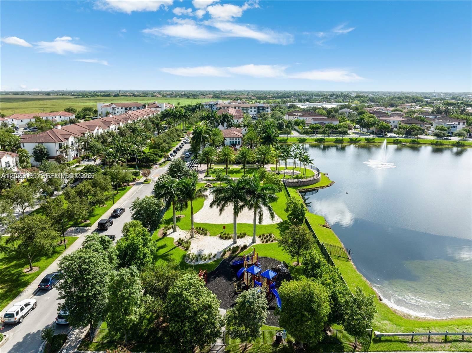 16946 SW 90th Terrace CircleMiami - picture
