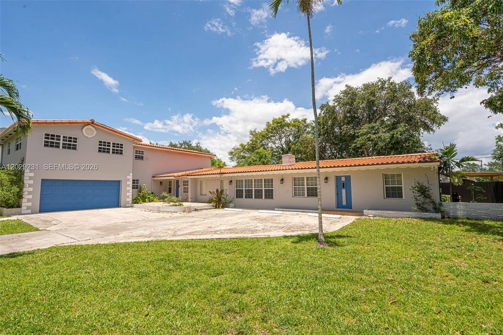 5613 Pierce StHollywood - Single Family-Annual,House condo unit 1 - picture
