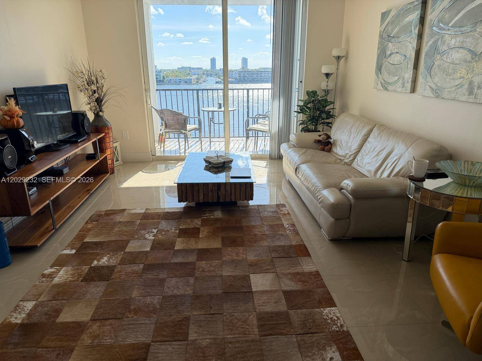 17100 N Bay RdSunny Isles Beach - Condo/Co-Op/Annual,Condo condo unit 1605 - picture