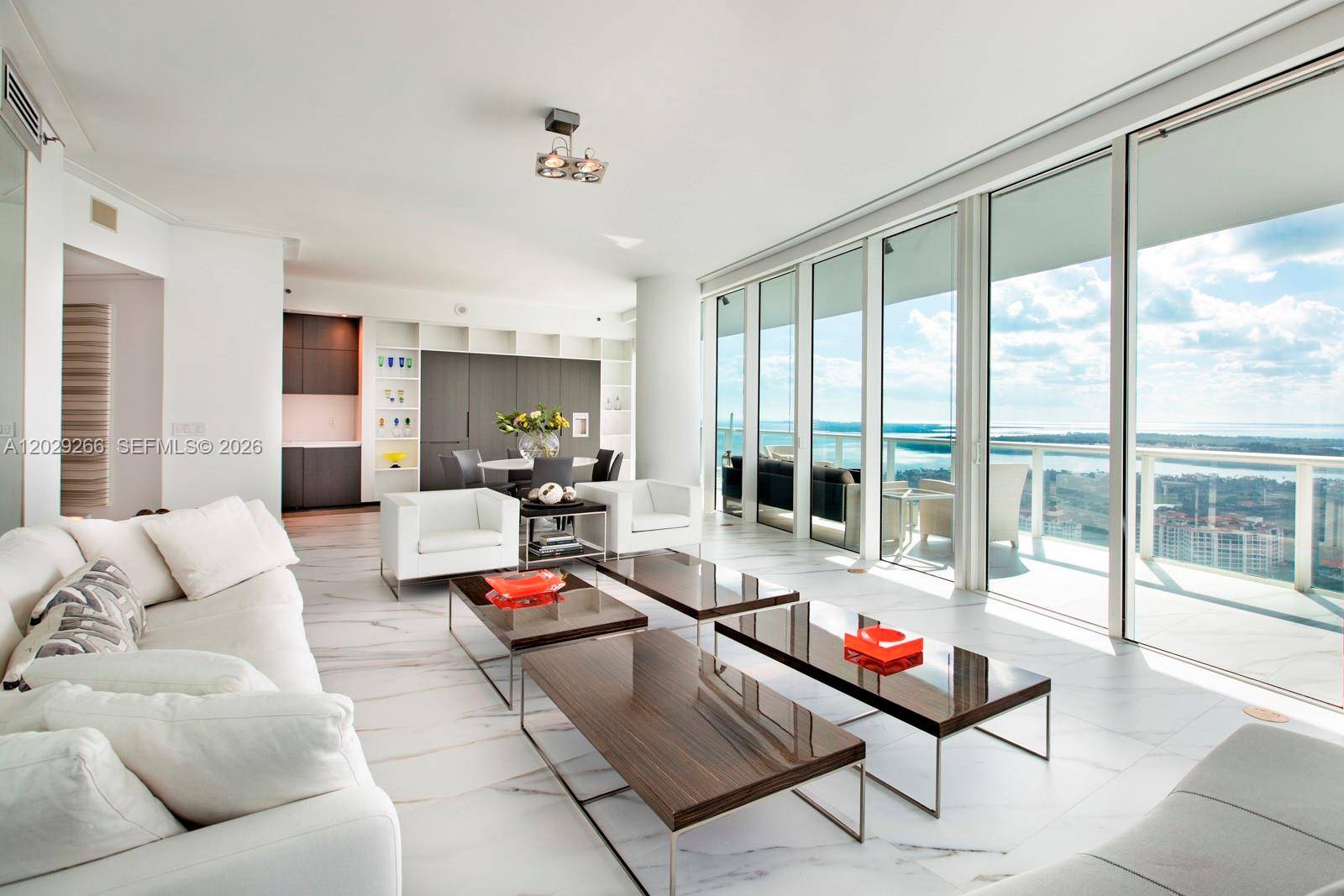 100 S Pointe DrMiami Beach - Condo/Co-Op/Annual,Condo condo unit 3701 - picture