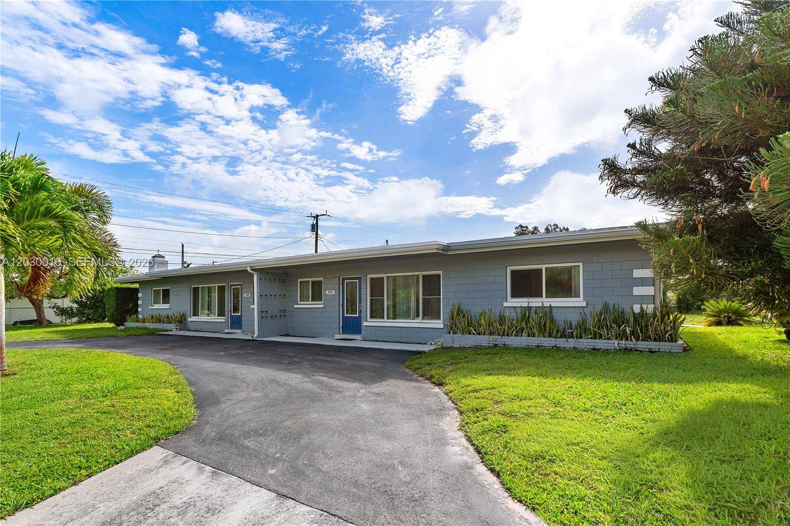 204 NW 1st StBoynton Beach - Duplex/Tri/Quad-Annual,Multi Family condo unit 204 - picture