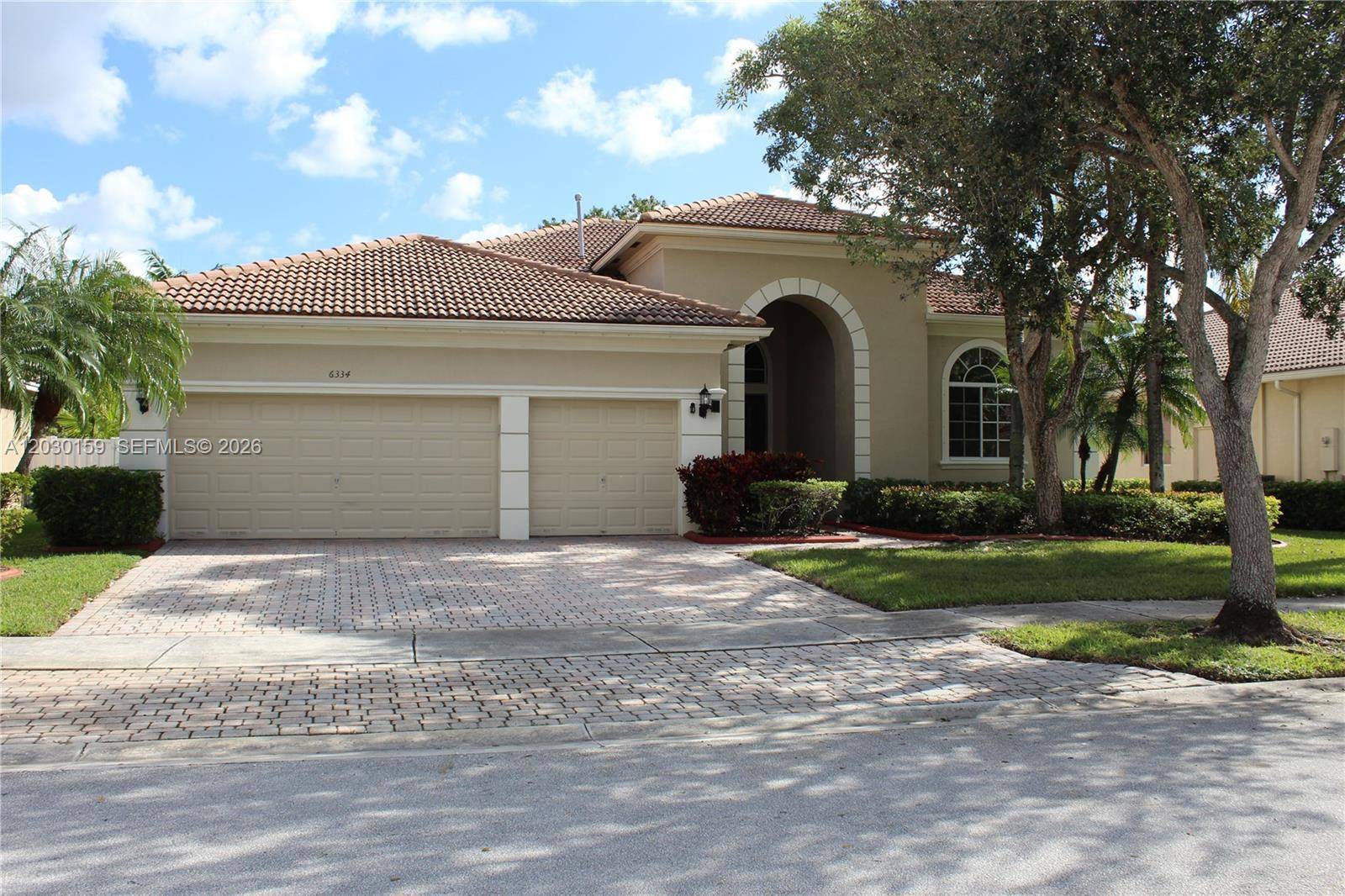 6334 SW 192nd AvePembroke Pines - Single Family-Annual,House condo unit 6334 - picture
