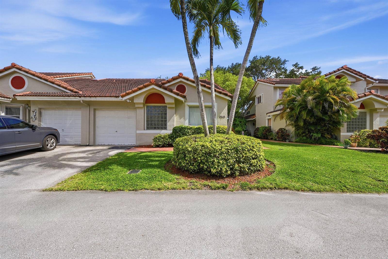 7618 S Pinewalk DrMargate - condo unit 132 - picture