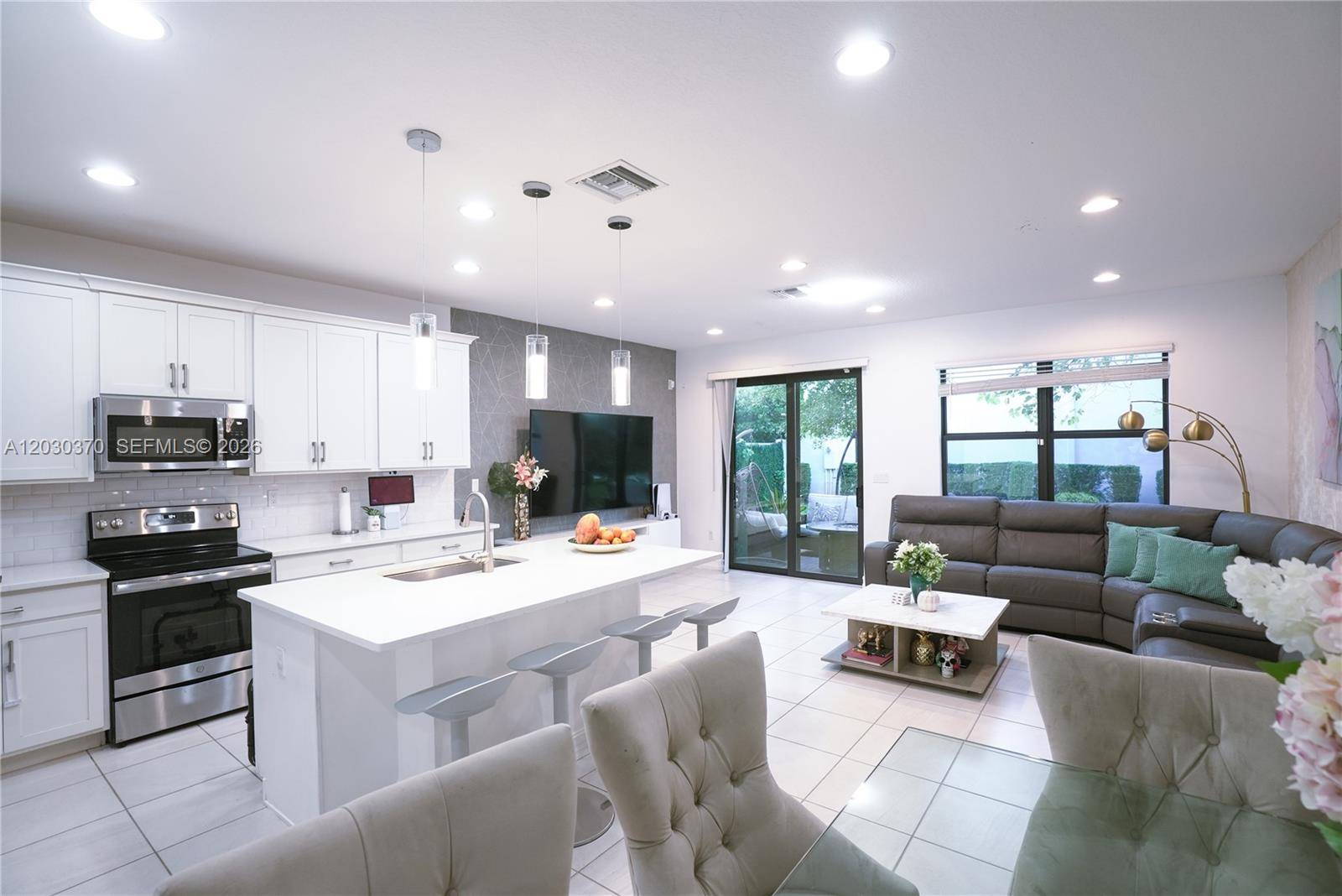 10111 Akenside DrBoca Raton - Townhouse/Villa-Annual,Townhouse condo unit 10111 - picture