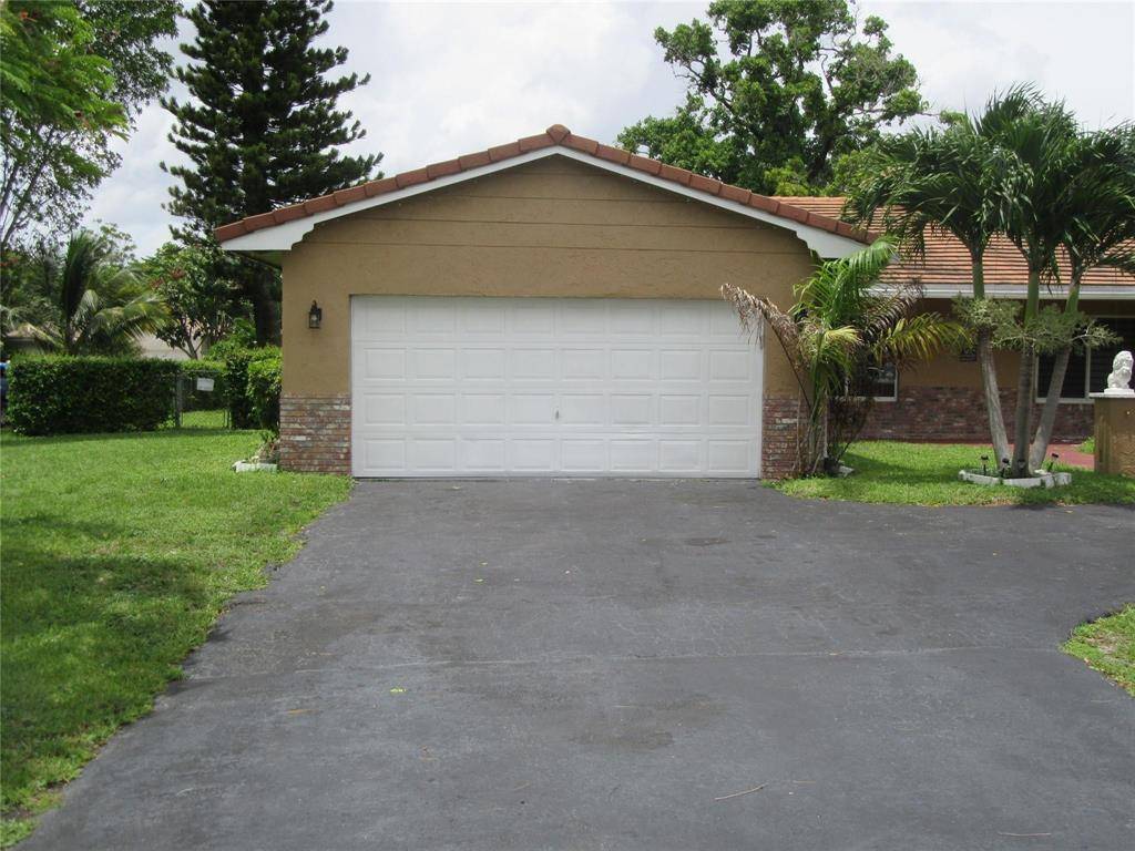 4100 NW 110thCoral Springs - House condo unit S - picture