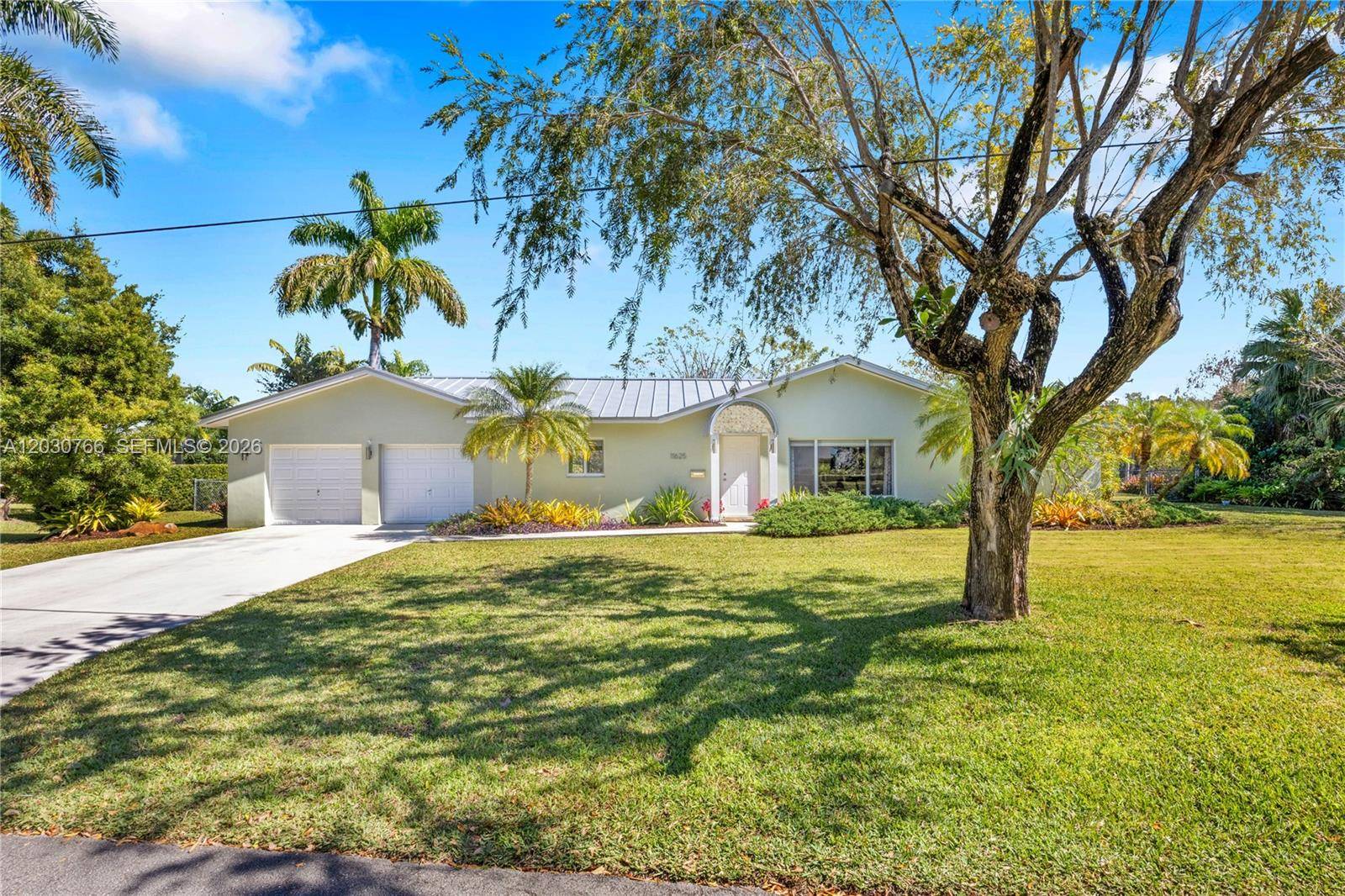 11625 SW 70th AvePinecrest - picture
