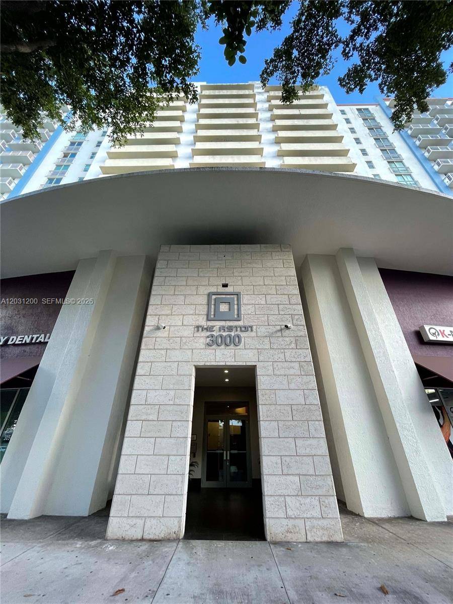 3000 Coral WayMiami - Condo/Co-Op/Annual,Condo condo unit 1501 - picture