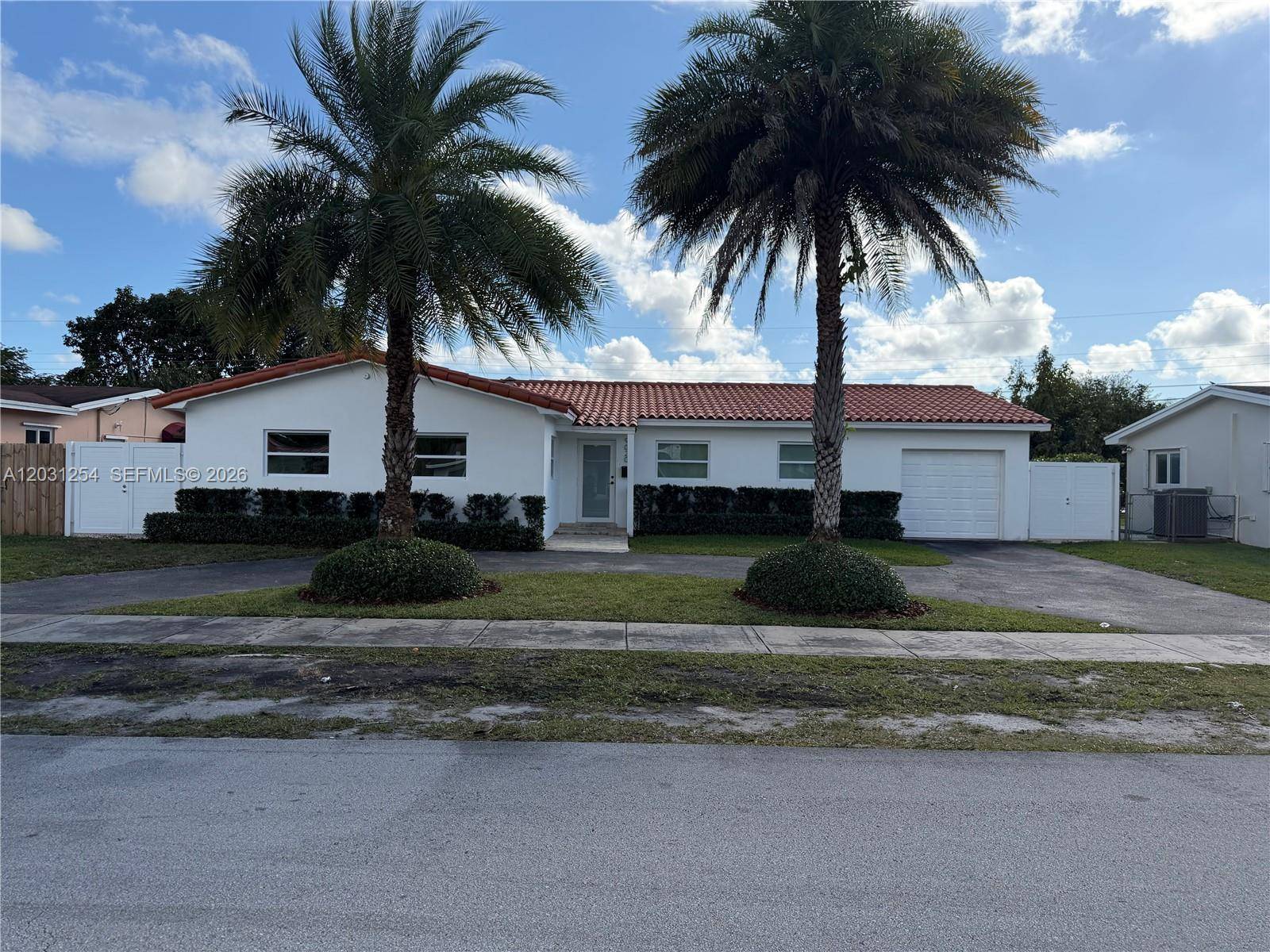 9020 SW 56th TerMiami - picture