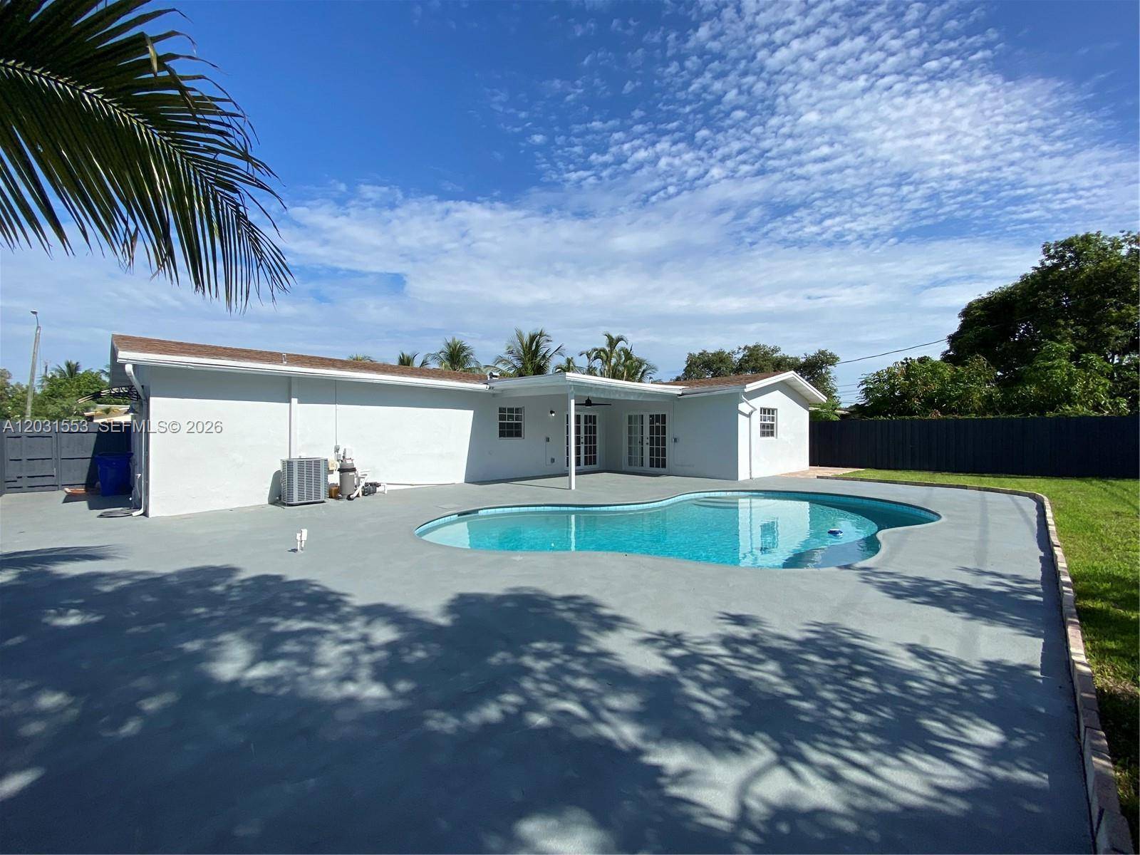 4030 NE 2nd TerDeerfield Beach - picture
