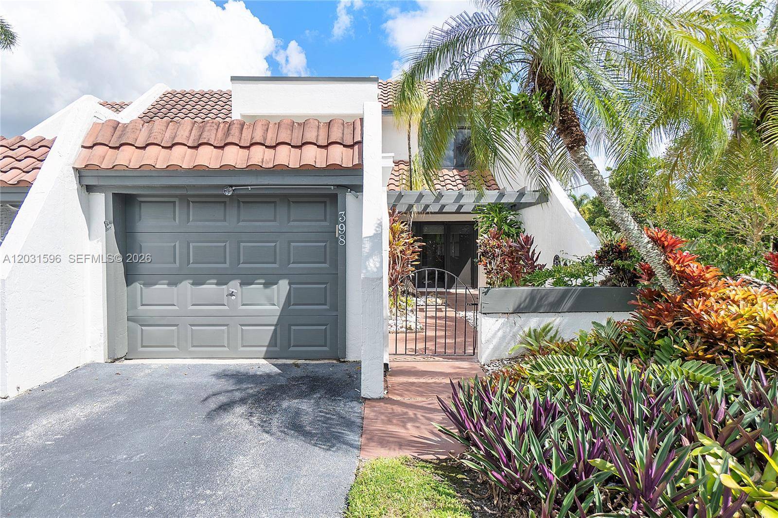 398 Fern DrWeston - Townhouse/Villa-Annual,Townhouse condo unit 10-6 - picture
