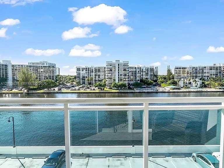 3000 S Ocean DrHollywood - Condo/Co-Op/Annual,Condo condo unit 420 - picture