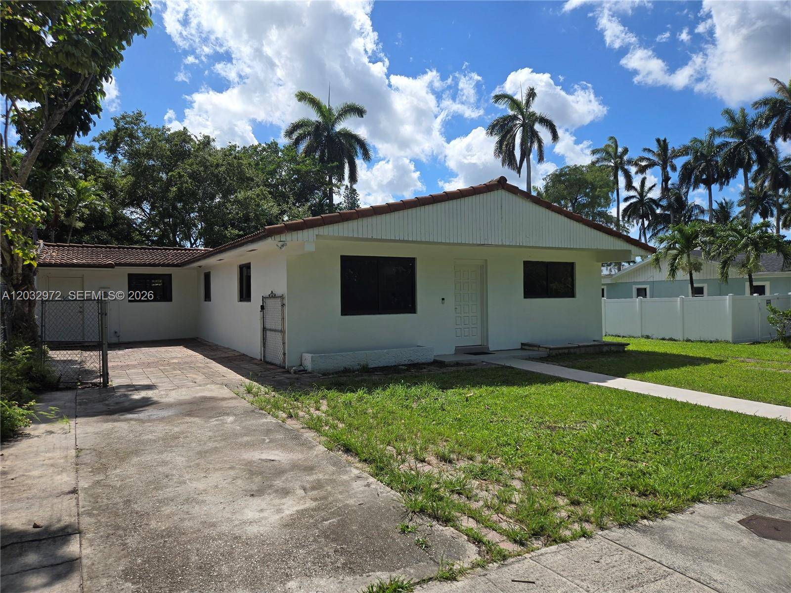 13100 NE 3rd CtNorth Miami - Single Family-Annual,House condo unit 1 - picture