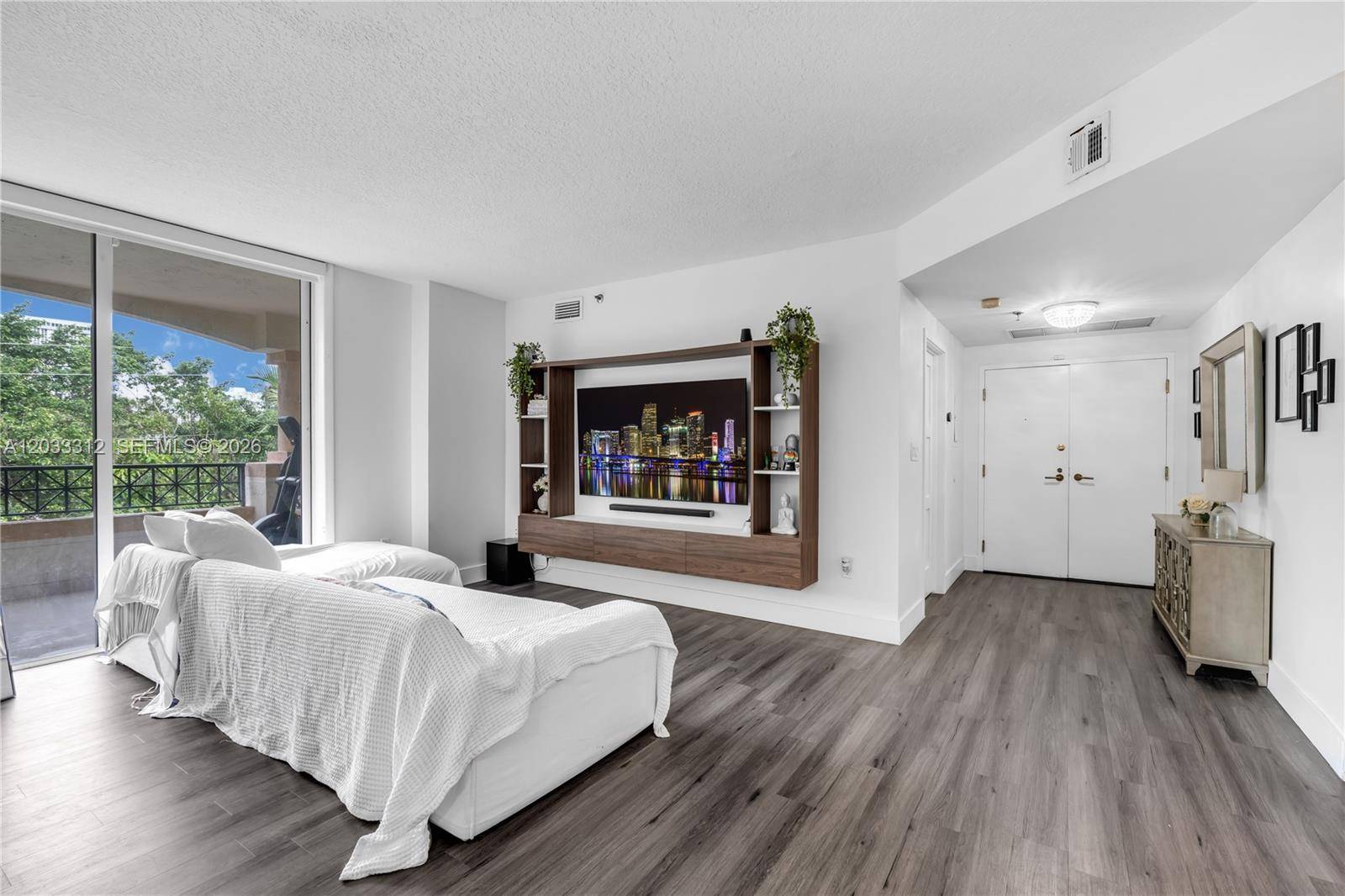 1834 Brickell AveMiami - Condo/Co-Op/Annual,Condo condo unit 33 - picture