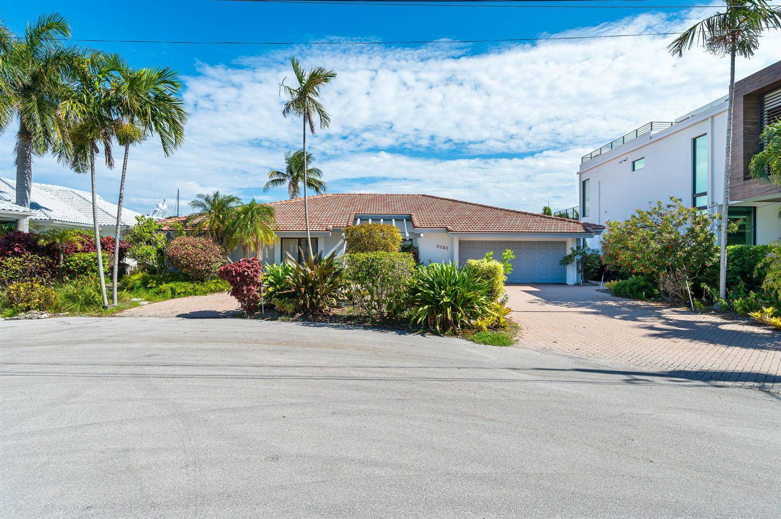 2810 NE 29thLighthouse Point - picture