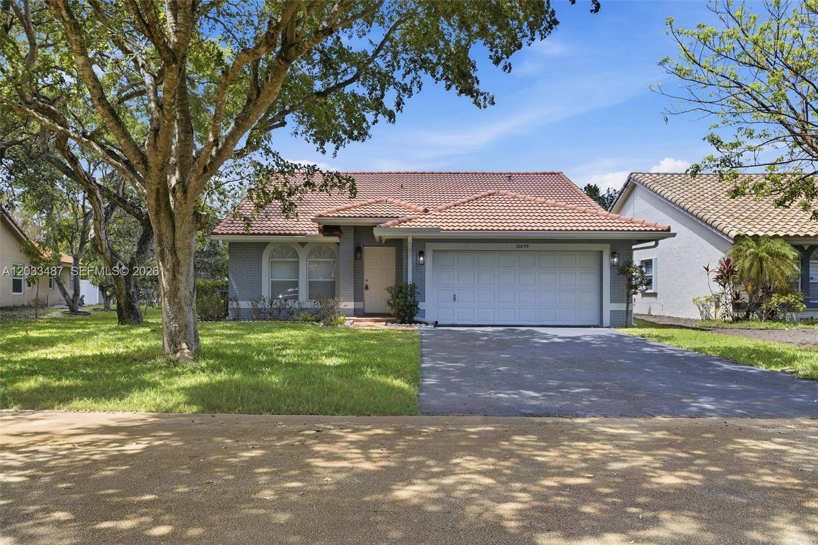 10633 NW 32nd CtCoral Springs - picture