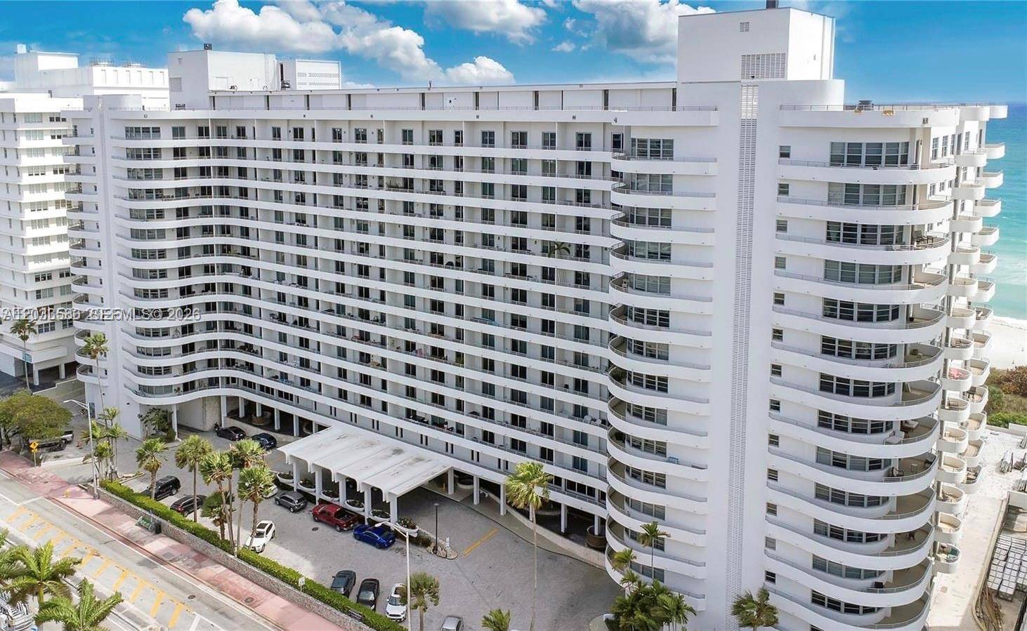 5555 Collins aveMiami Beach - Condo/Co-Op/Annual,Condo condo unit 9V - picture