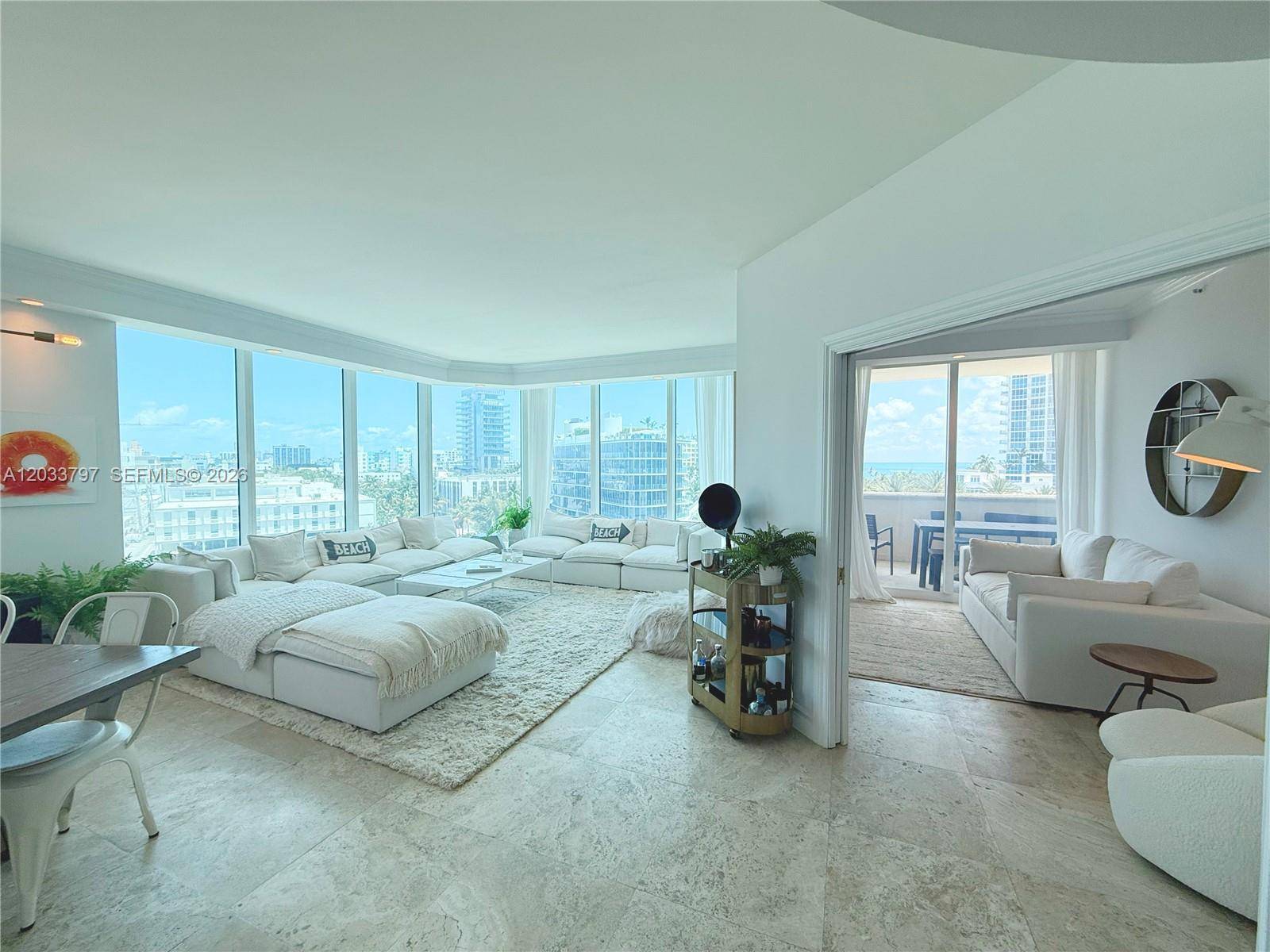 300 S Pointe DrMiami Beach - Condo/Co-Op/Seasonal,Condo condo unit 705 - picture