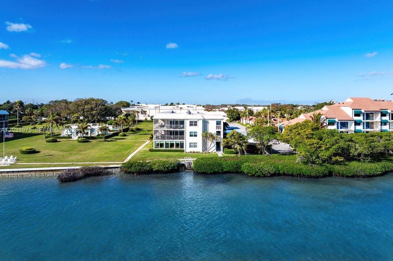100 Waterway RdTequesta - Condo/Co-Op/Annual,Condo condo unit A306 - picture