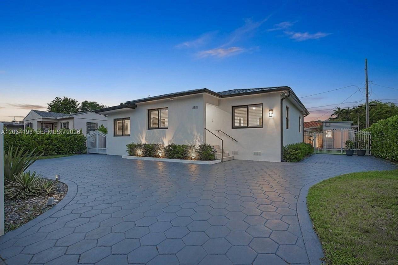 6511 SW 18th StWest Miami - picture