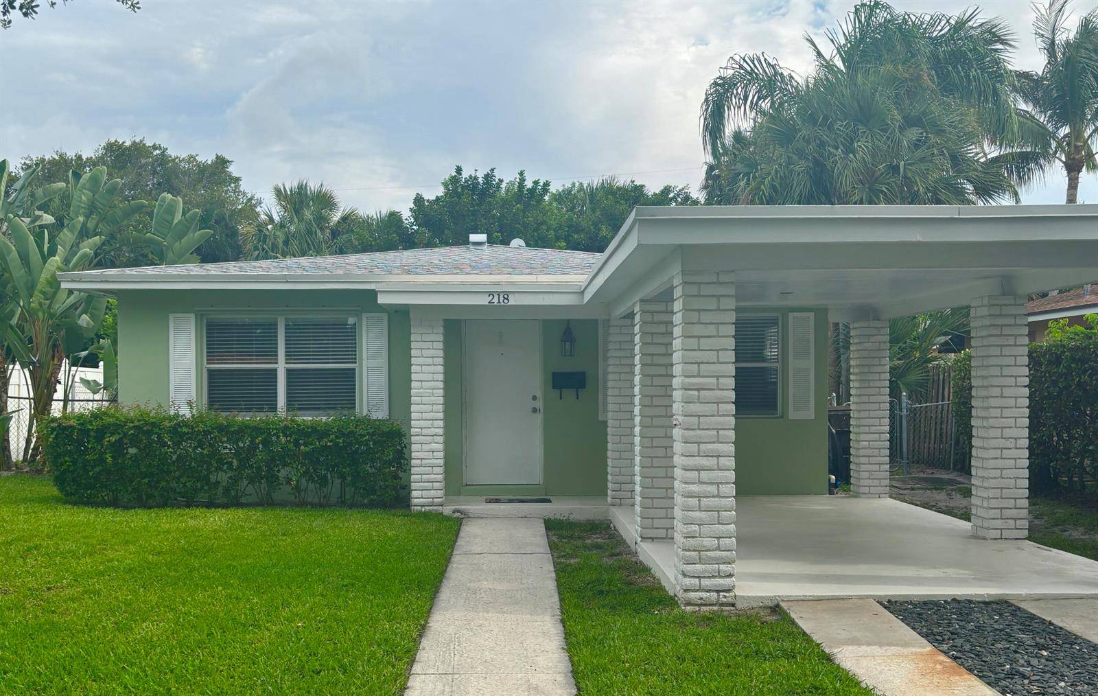 218 SevilleWest Palm Beach - picture