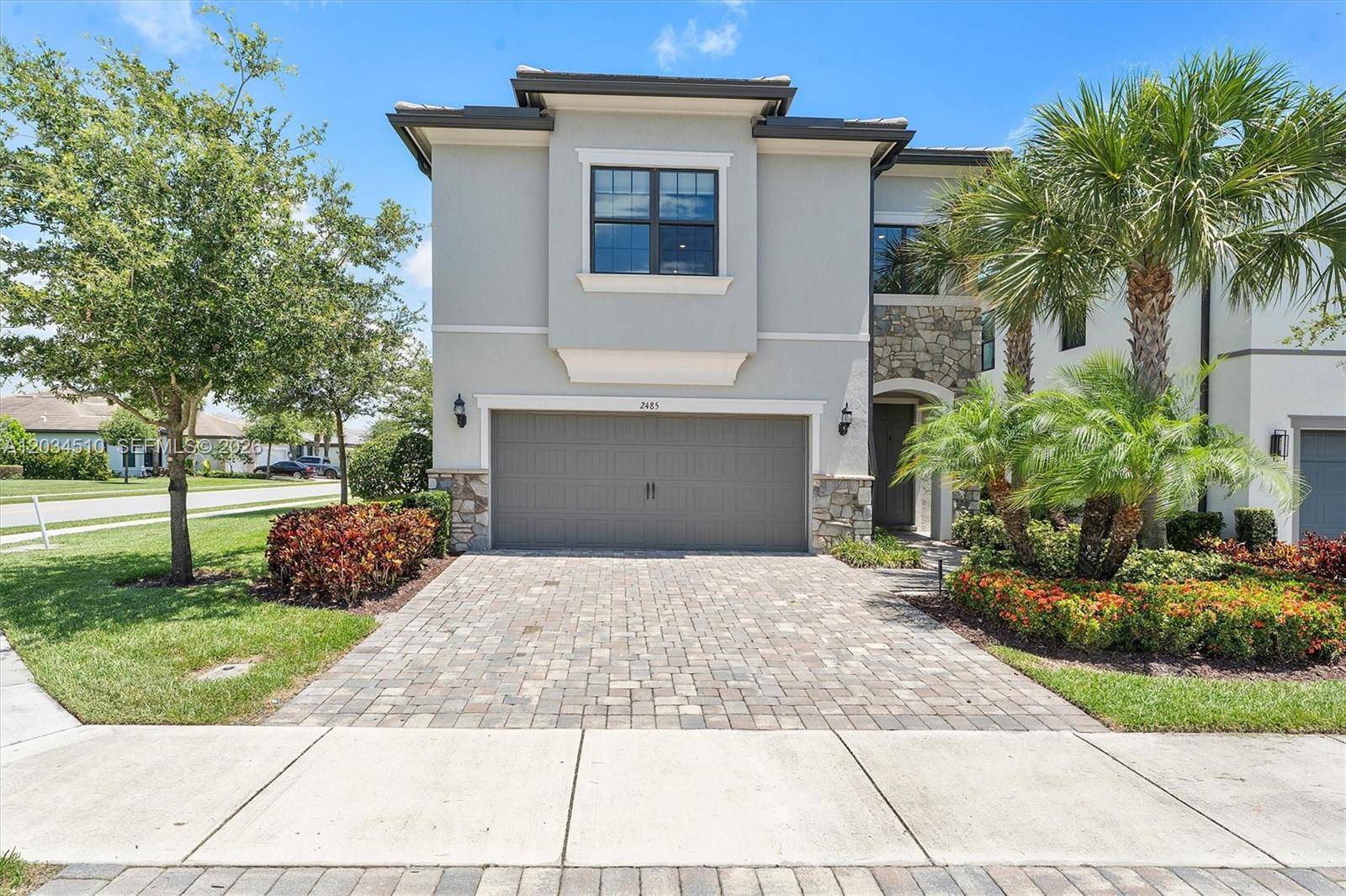 2485 Primrose PlOakland Park - picture