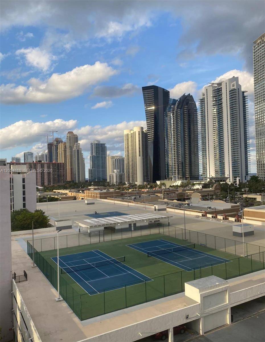 16909 N Bay RdSunny Isles Beach - Condo 5+ Stories,Condo condo unit 1009 - picture