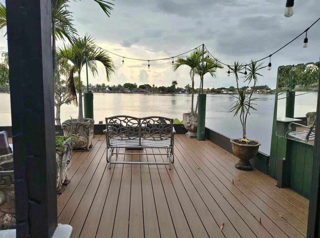 5741 SW 24thFort Lauderdale - House condo unit A - picture