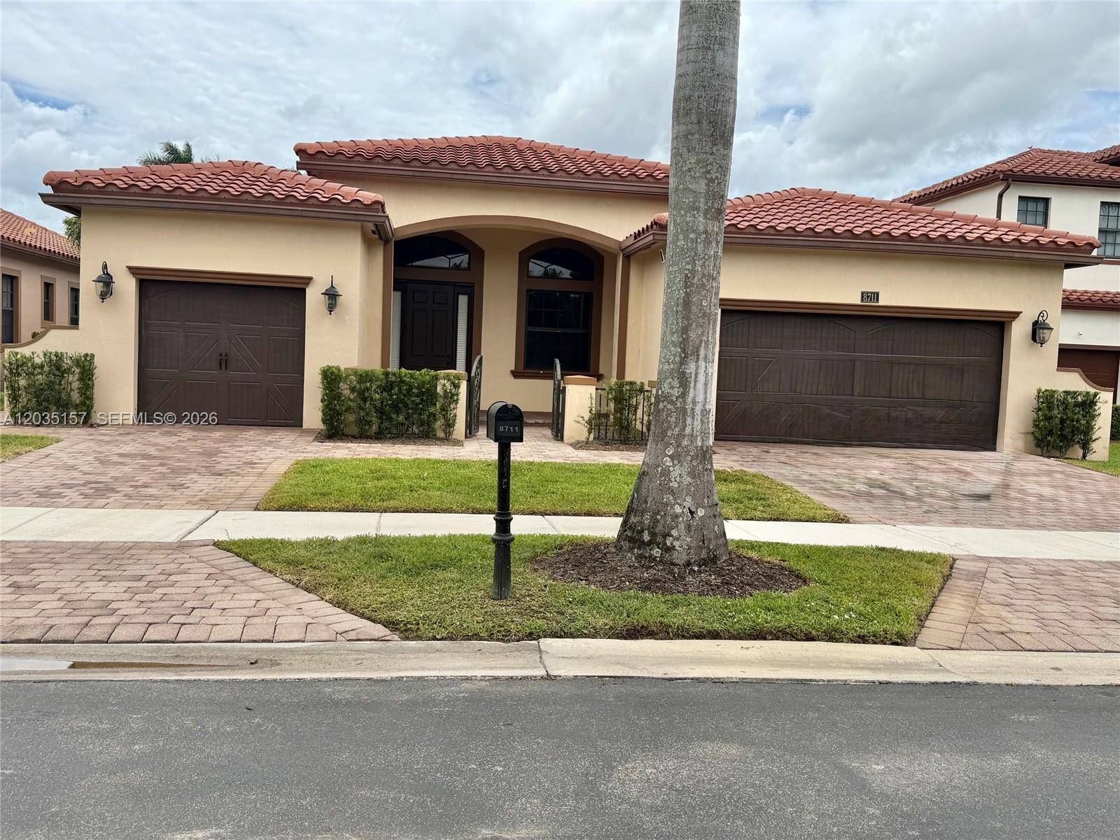8711 NW 41st StCooper City - picture
