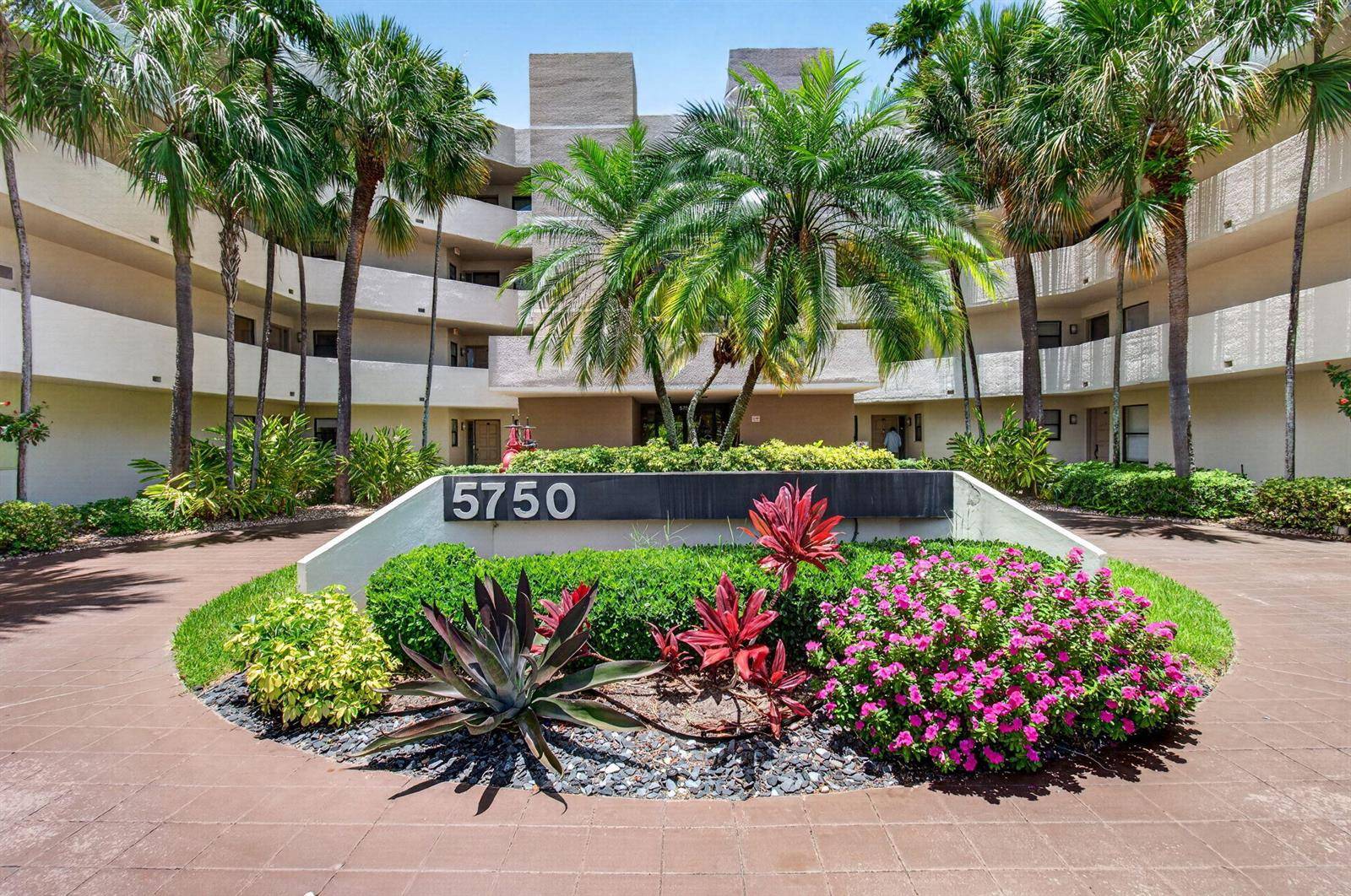 5750 Camino Del SolBoca Raton - Condo condo unit 201 - picture