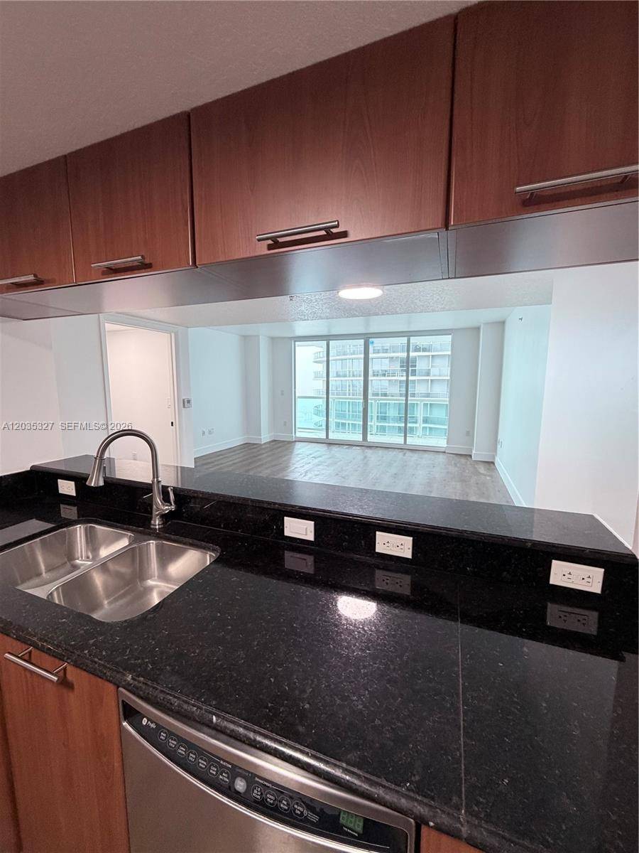 1800 N Bayshore DrMiami - Condo/Co-Op/Annual,Condo condo unit 3511 - picture
