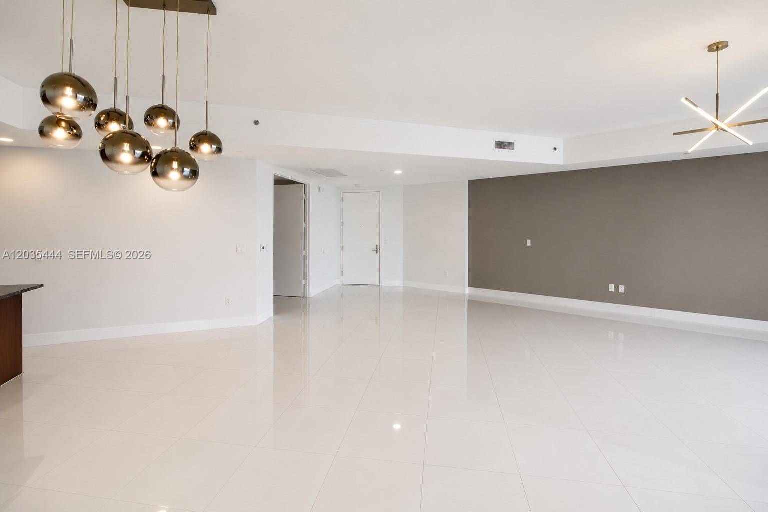 15901 Collins AveSunny Isles Beach - Condo/Co-Op/Annual,Condo condo unit 403 - picture