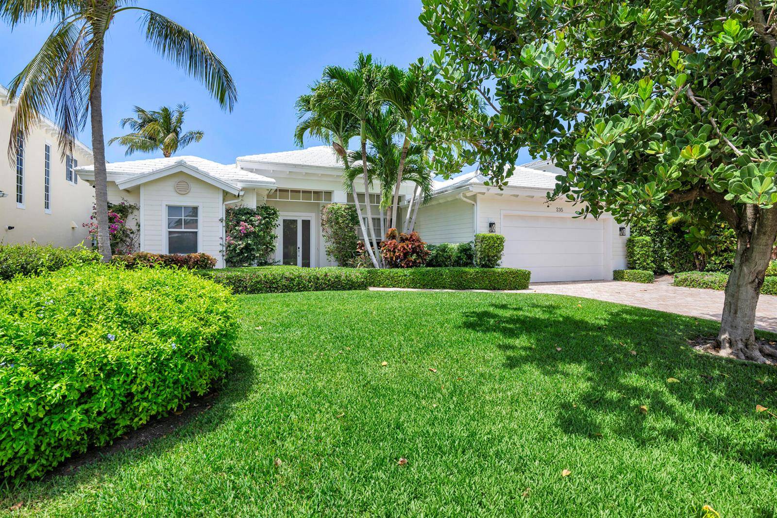 235 ClaremontPalm Beach Shores - picture