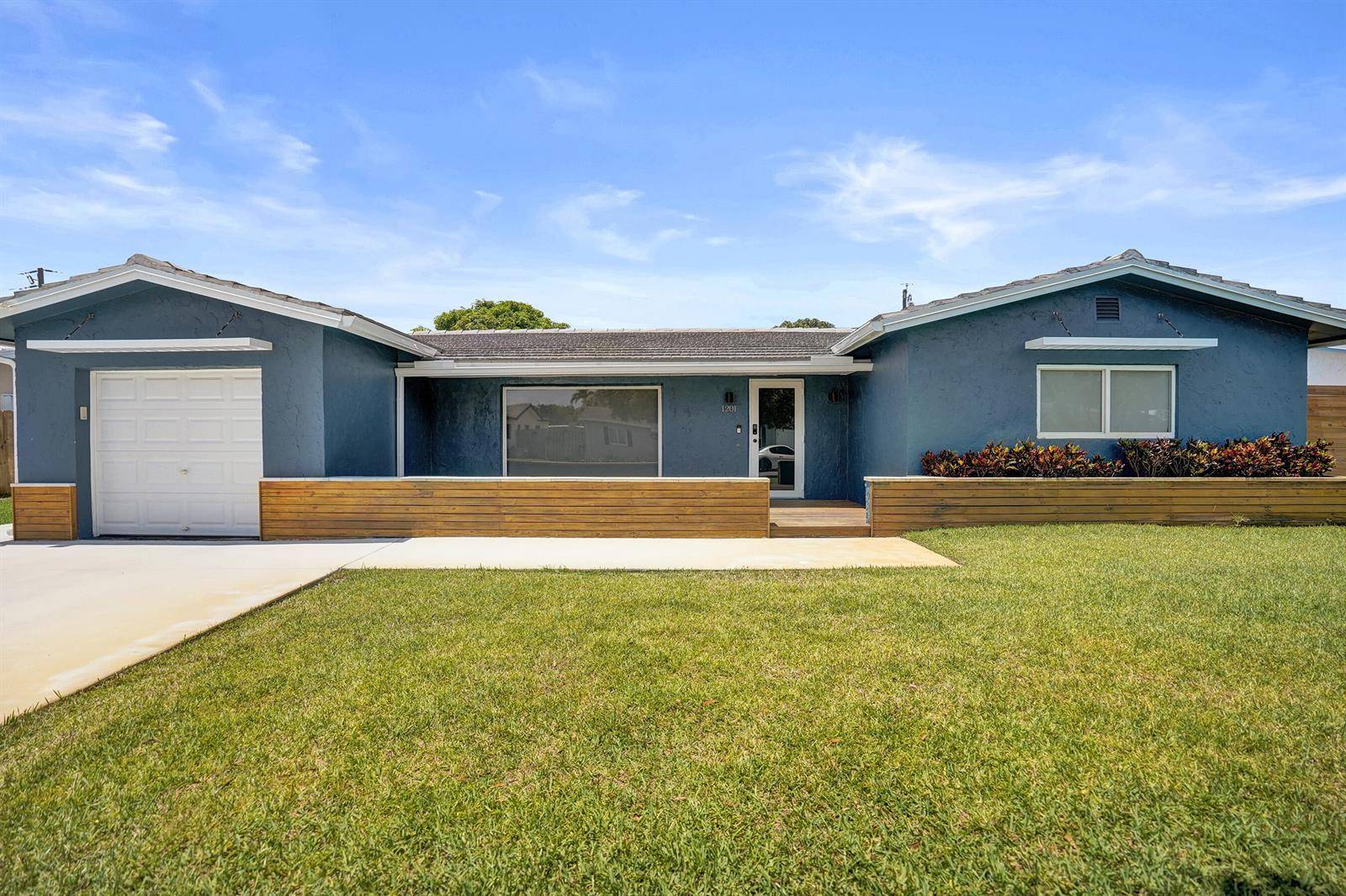 1201 SW 28thBoynton Beach - picture
