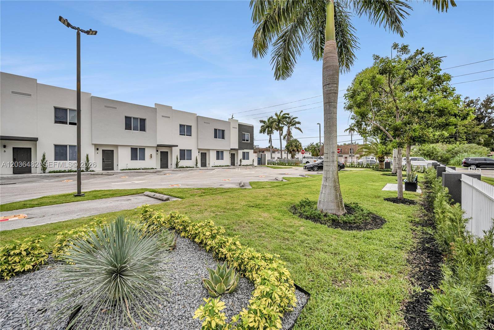170 NW 158th StMiami - Townhouse/Villa-Annual,Townhouse condo unit 2 - picture