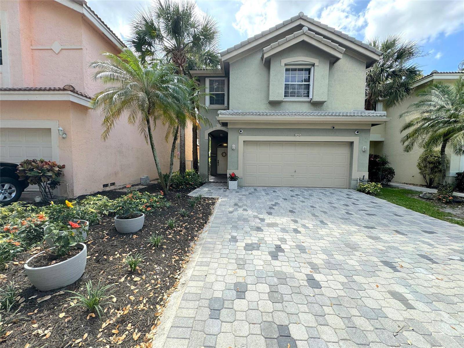 143 NW 107thPlantation - picture