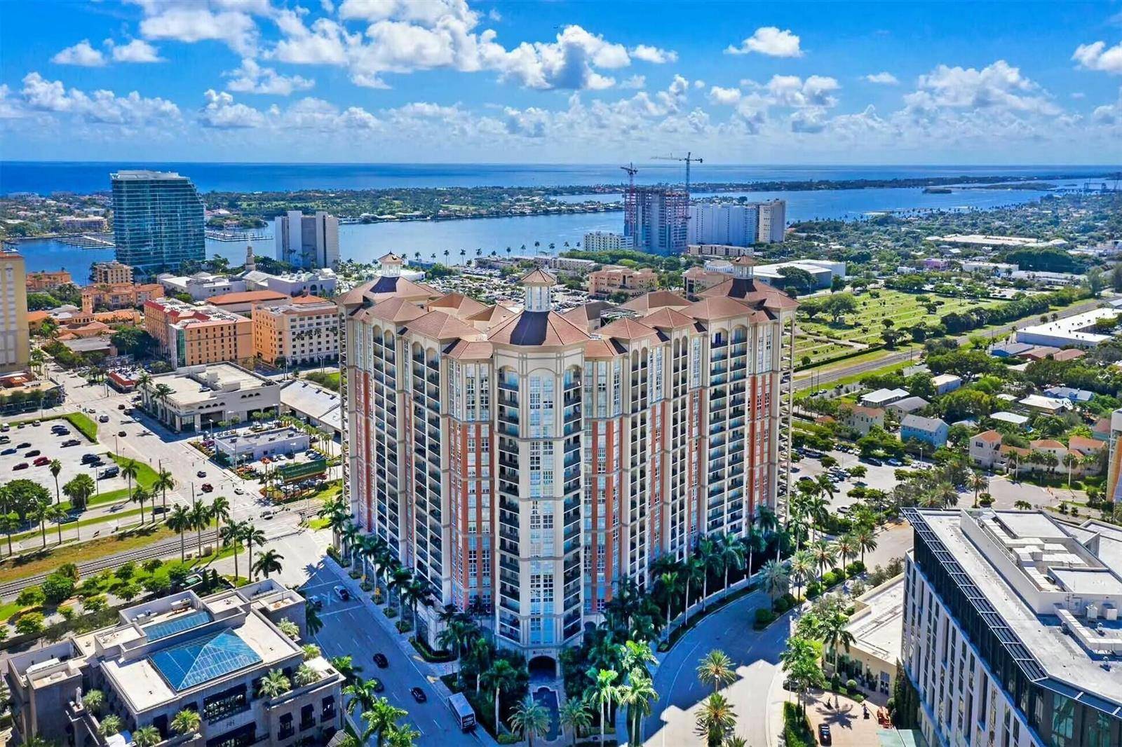 550 OkeechobeeWest Palm Beach - Condo condo unit 1605 - picture