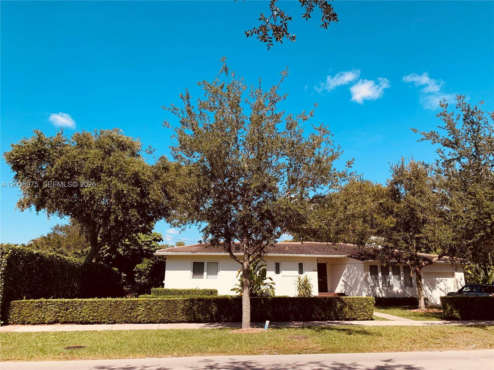 1244 S Alhambra CirCoral Gables - Single Family-Annual,House condo unit 1244 - picture