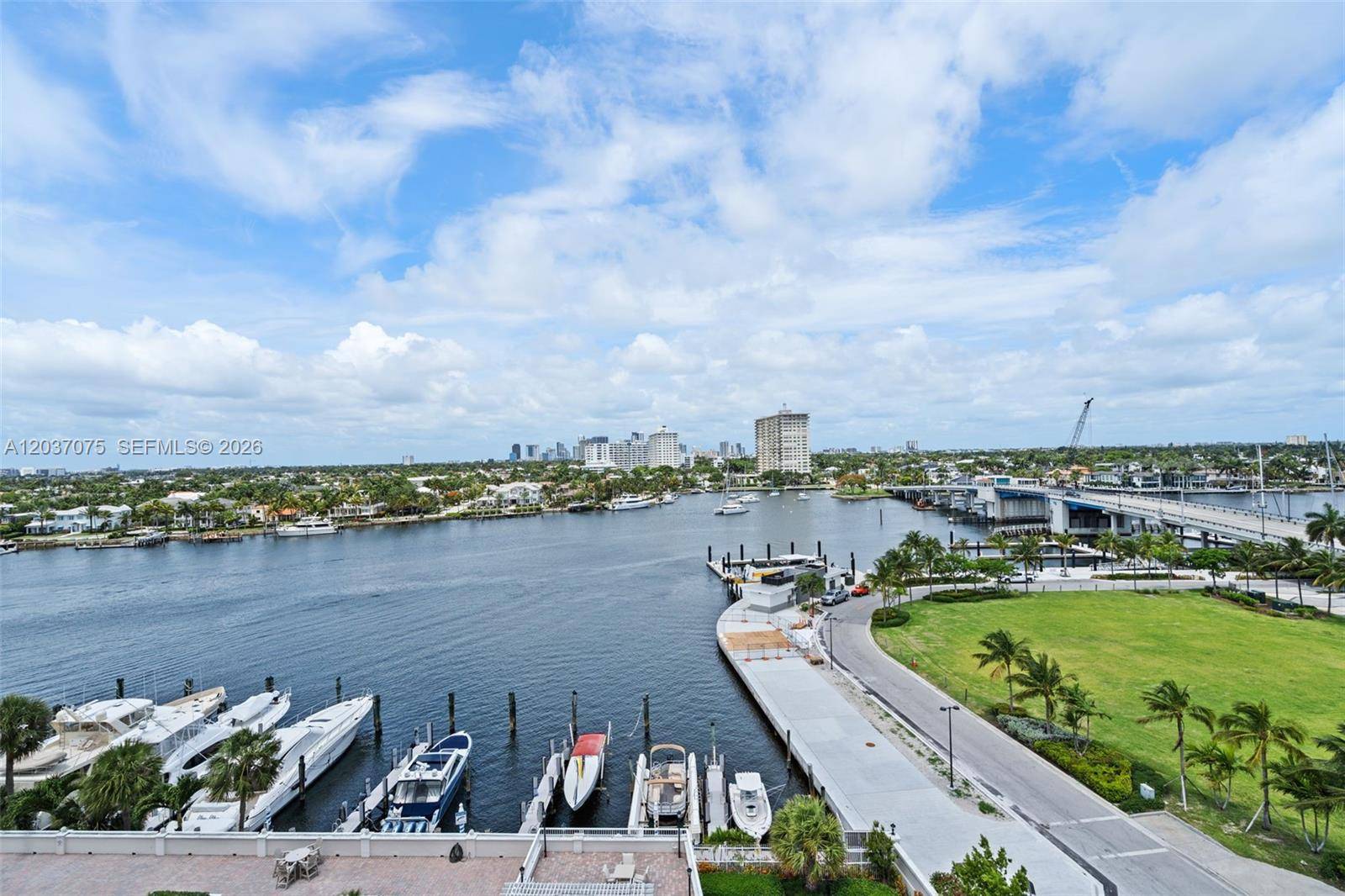 1 Las Olas CirFort Lauderdale - Condo/Co-Op/Annual,Condo condo unit 809 - picture