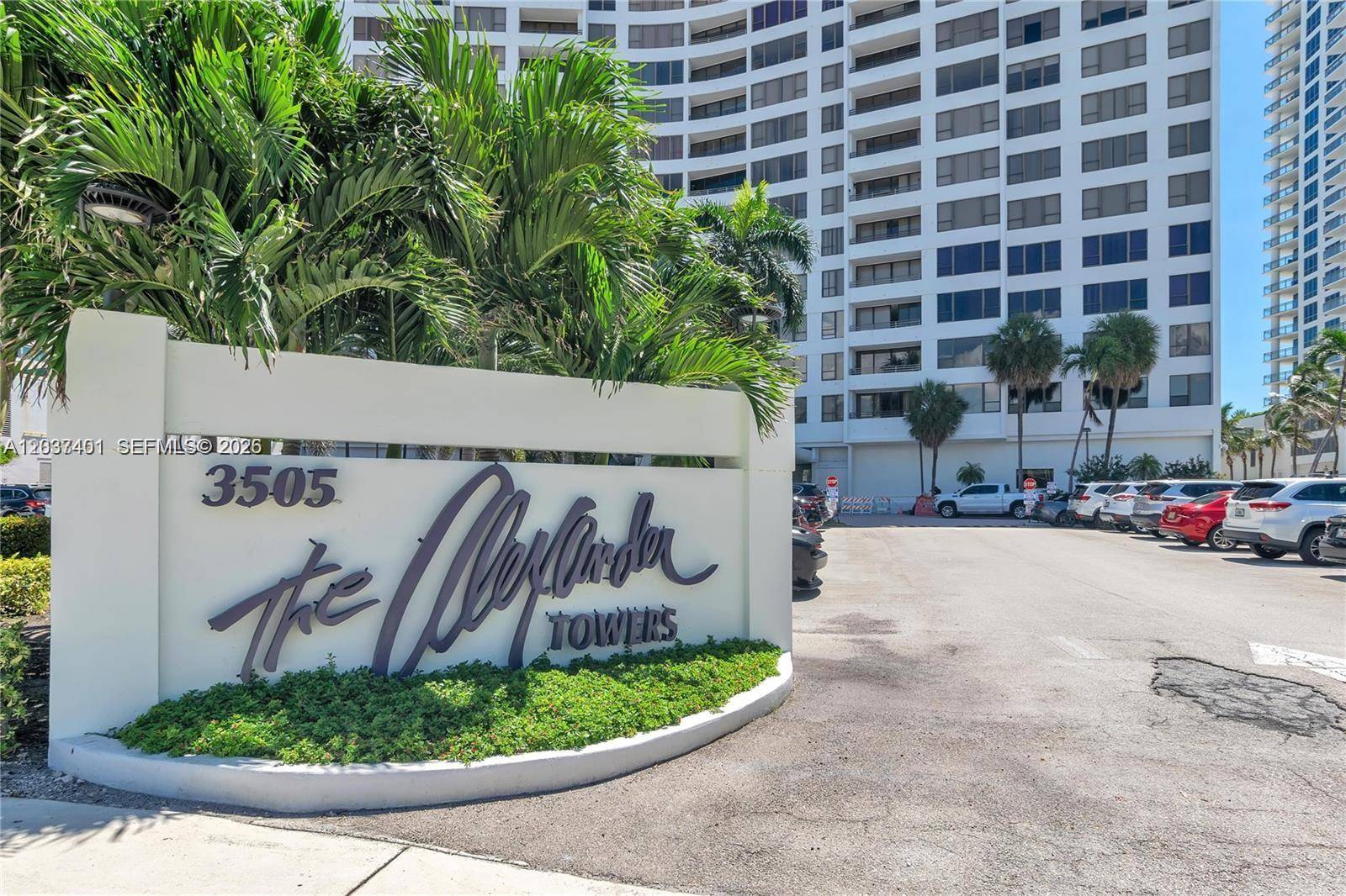 3505 S Ocean DrHollywood - Condo/Co-Op/Seasonal,Condo condo unit 208 - picture