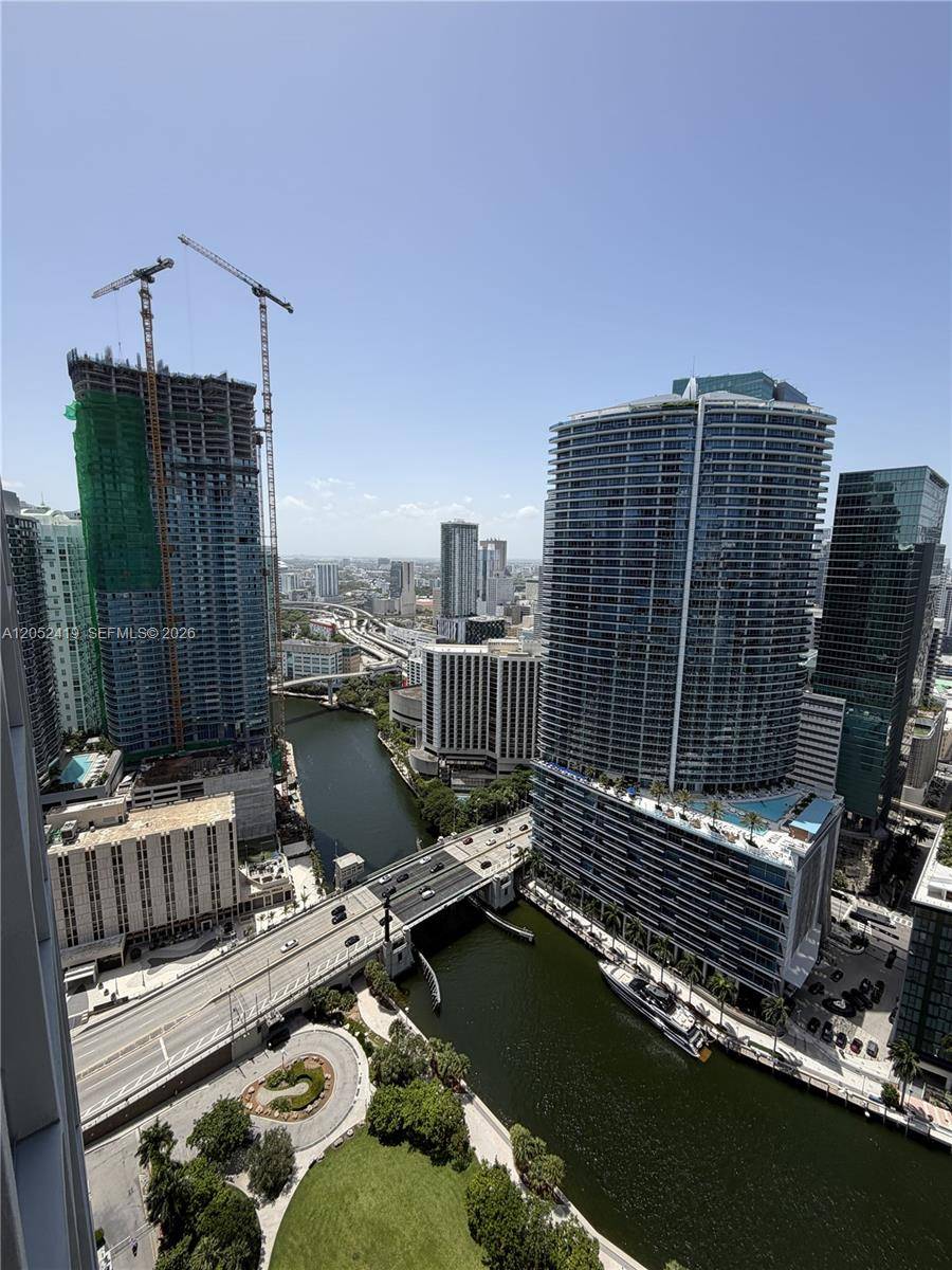 475 Brickell AveMiami - ICONBRICKELL CONDO NO 1,ICONBRICKELL CONDO N condo unit 4008 - picture